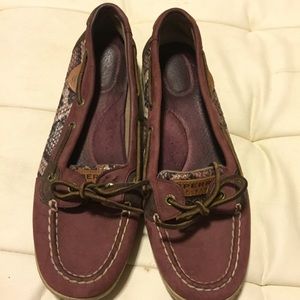 Women’s Sperry shoes